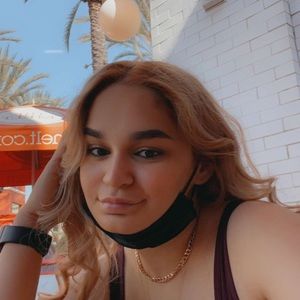 Meet your Posher, Maha